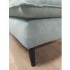 Cento b)